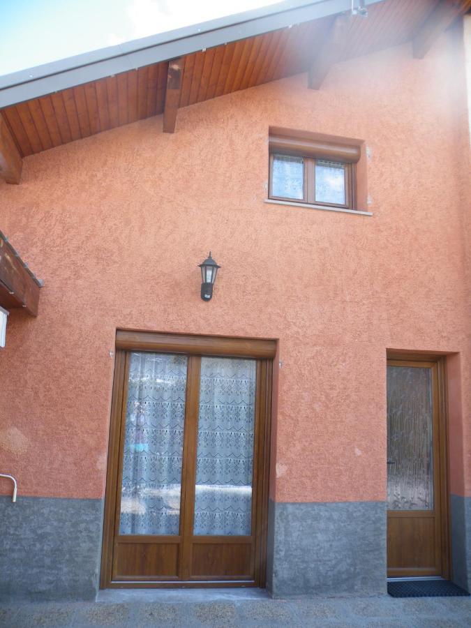 Maison Mitoyenne Avec Terrasse Villar-Saint-Pancrace Exteriör bild